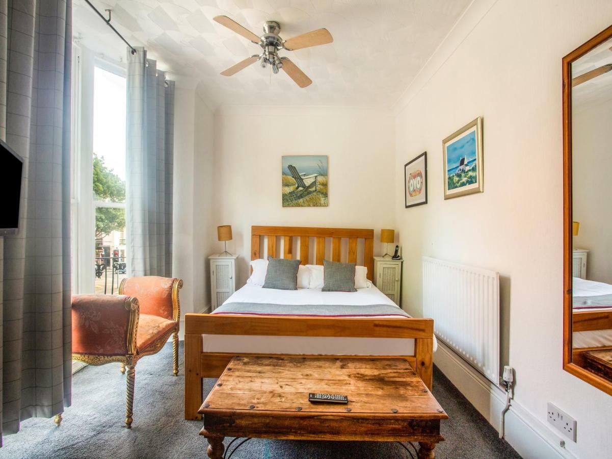 Oyo Avalon Lifestyle Guest House Brighton Exterior photo