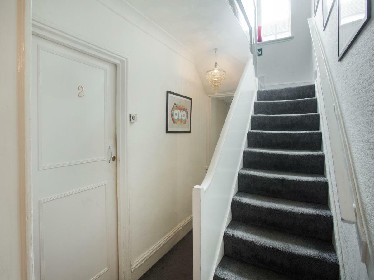 Oyo Avalon Lifestyle Guest House Brighton Exterior photo